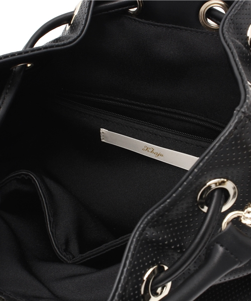 Khaju(カージュ)の「Khaju:ドローストリングバッグ(ショルダーバッグ・レディース・ブラック/シルバー/ホワイト・ONE SIZE)」の7枚目の写真