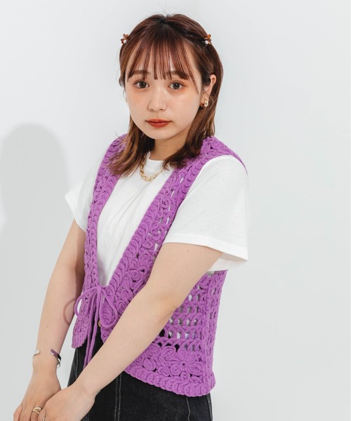 nemne store（ネンネストア）の「かぎ針編み風ベスト（ベスト・レディース・ブラック/パープル/オレンジ/キナリ・フリー）」の10枚目の写真