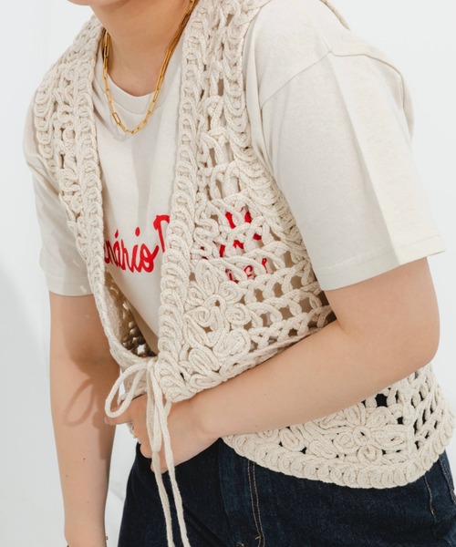 nemne store（ネンネストア）の「かぎ針編み風ベスト（ベスト・レディース・ブラック/パープル/オレンジ/キナリ・フリー）」の5枚目の写真