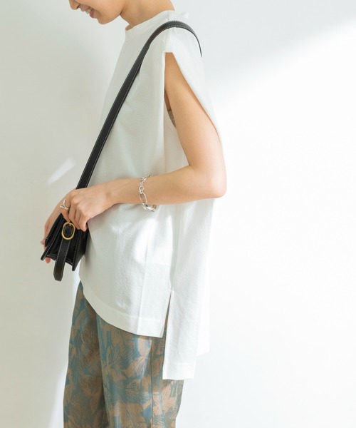 URBAN RESEARCH（アーバンリサーチ）の「ノースリーブチュニックカットソー（Tシャツ/カットソー・レディース・ブラック/オフホワイト/ミント/ベージュ系その他・FREE）」の13枚目の写真