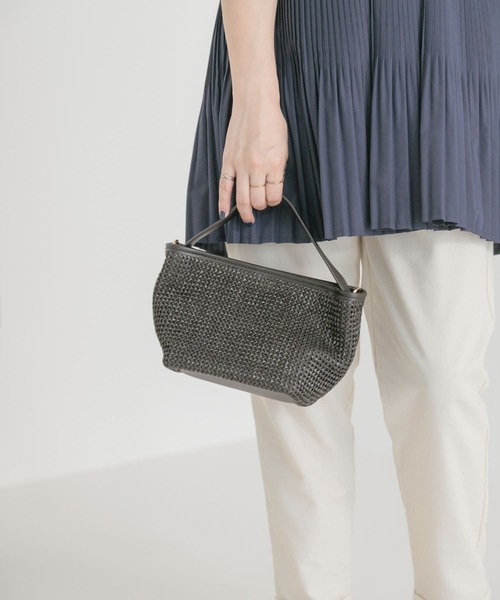 ITEMS URBANRESEARCH（アイテムズ アーバンリサーチ）の「ザツザイミニショルダー（ショルダーバッグ・レディース・ブラウン/ベージュ/ブラック・-）」の4枚目の写真