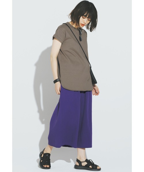 Live in comfort（リブインコンフォート）の「リブ　イン　コンフォート　甲を覆って安心の　タウンユースできる大人スポーティーサンダル〈ブラック〉（サンダル・レディース・ブラック・3）」の2枚目の写真