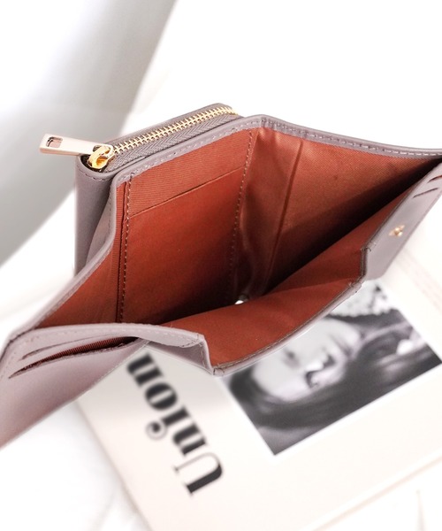 IAMUSE（アイアミューズ）の「リアルレザーミニウォレット R0231【IAMUSE】（財布・レディース・グリーン/スモークピンク/ブラック/ブルーグレー/グレイッシュベージュ・FREE）」の17枚目の写真