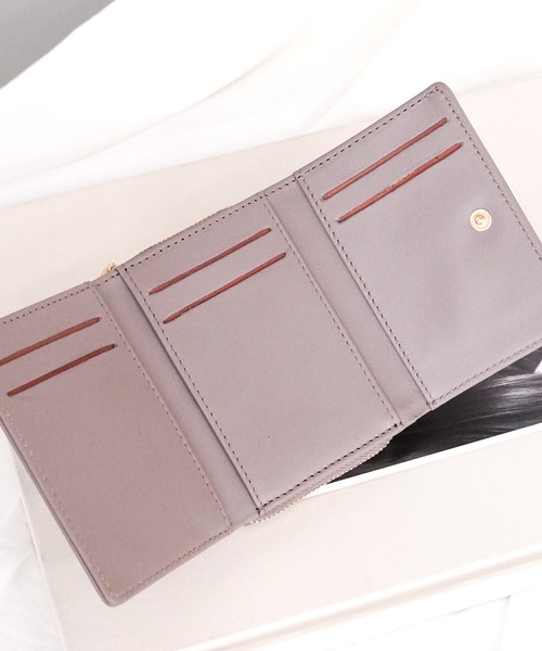 IAMUSE（アイアミューズ）の「リアルレザーミニウォレット R0231【IAMUSE】（財布・レディース・グリーン/スモークピンク/ブラック/ブルーグレー/グレイッシュベージュ・FREE）」の18枚目の写真
