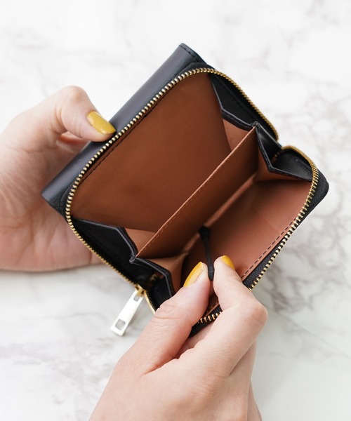 IAMUSE（アイアミューズ）の「リアルレザーミニウォレット R0231【IAMUSE】（財布・レディース・グリーン/スモークピンク/ブラック/ブルーグレー/グレイッシュベージュ・FREE）」の20枚目の写真