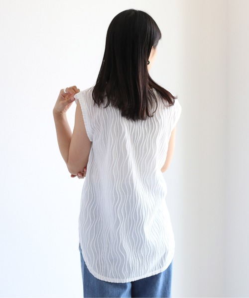 cepo(セポ)の「ウエーブタックシアーノースリーブTee(Tシャツ/カットソー・レディース・ブラック/オフホワイト・M)」の7枚目の写真