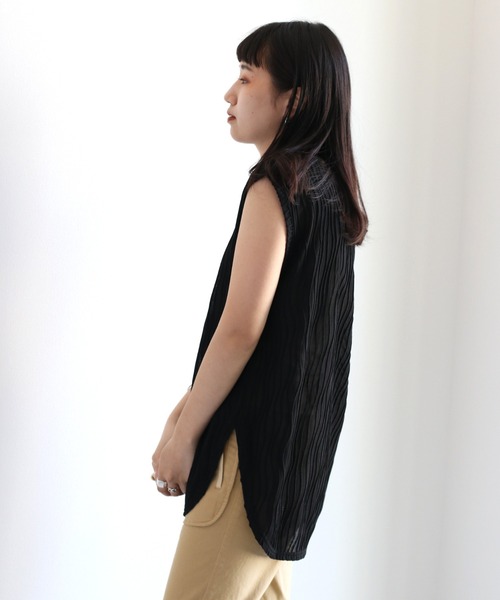 cepo(セポ)の「ウエーブタックシアーノースリーブTee(Tシャツ/カットソー・レディース・ブラック/オフホワイト・M)」の11枚目の写真