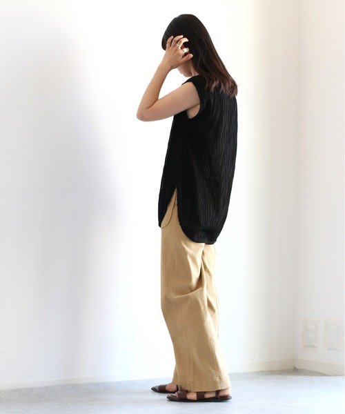 cepo(セポ)の「ウエーブタックシアーノースリーブTee(Tシャツ/カットソー・レディース・ブラック/オフホワイト・M)」の6枚目の写真