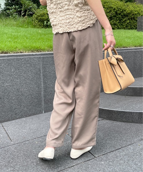 Meli rich（メリーリッチ）の「リラックスサテンイージーストレートパンツ（スラックス・レディース・ブラック/モカ/コーラル・FREE）」の7枚目の写真