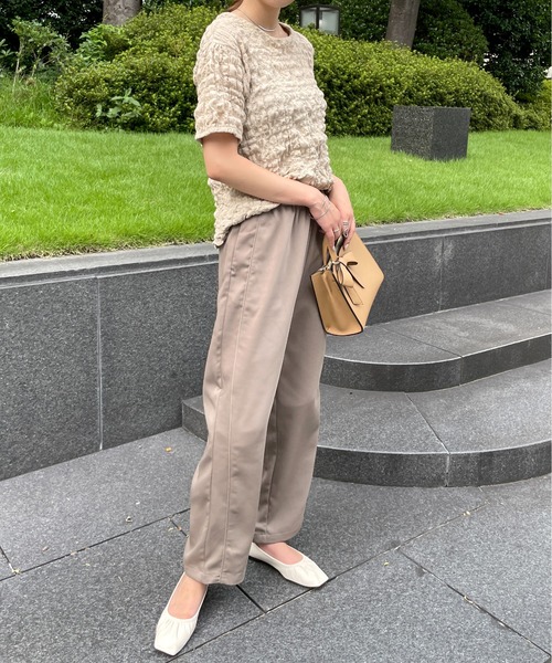 Meli rich（メリーリッチ）の「リラックスサテンイージーストレートパンツ（スラックス・レディース・ブラック/モカ/コーラル・FREE）」の22枚目の写真