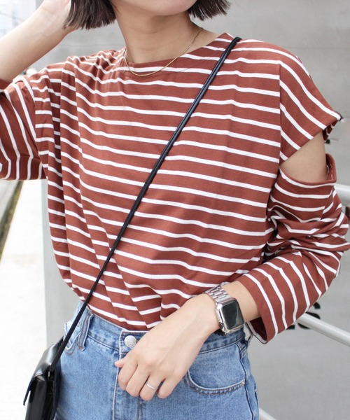 MLI'A(エムリア)の「スリットボーダーロングTシャツ(Tシャツ/カットソー・レディース・ホワイト×ブラック/ブラック×ホワイト/ブラウン系6・M)」の1枚目の写真