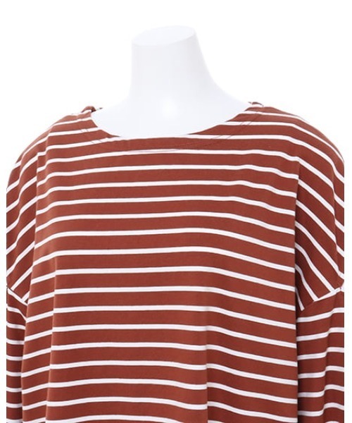 MLI'A(エムリア)の「スリットボーダーロングTシャツ(Tシャツ/カットソー・レディース・ホワイト×ブラック/ブラック×ホワイト/ブラウン系6・M)」の7枚目の写真