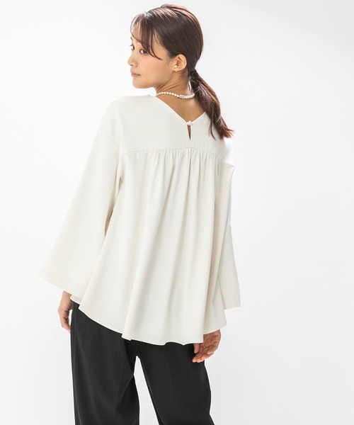 form forma(フォルムフォルマ)の「≪着回し力抜群♪≫ブラウス×パンツ セットアップ(セットアップ・レディース・ネイビー/ホワイト×ブラック・9号)」の11枚目の写真