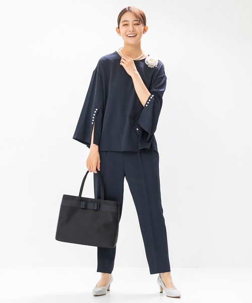 form forma(フォルムフォルマ)の「≪着回し力抜群♪≫ブラウス×パンツ セットアップ(セットアップ・レディース・ネイビー/ホワイト×ブラック・9号)」の13枚目の写真