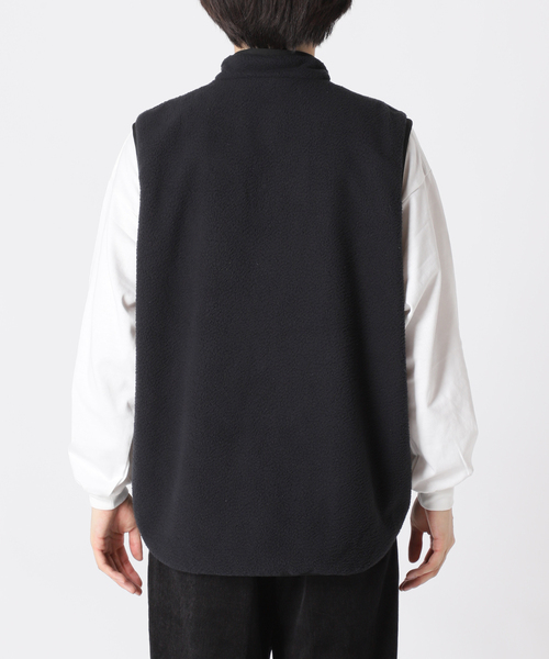 Snow Peak（スノーピーク）の「【SNOWPEAK×JS】別注 リサイクルボアフリース リバーシブルベスト/2WAY（ベスト・メンズ・ブラック/グリーン・SMALL/MEDIUM/LARGE）」の5枚目の写真