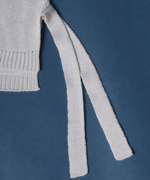 ANPAS（アンパス）の「Side Velt Wide Silhouette V-neck Knit Pullover/サイドベルト ワイドシルエット Vネック ニットプルオーバー セーター（ニット/セーター・メンズ・ブラック/オフホワイト/グリーン/グレイッシュブルー・M/L）」の14枚目の写真