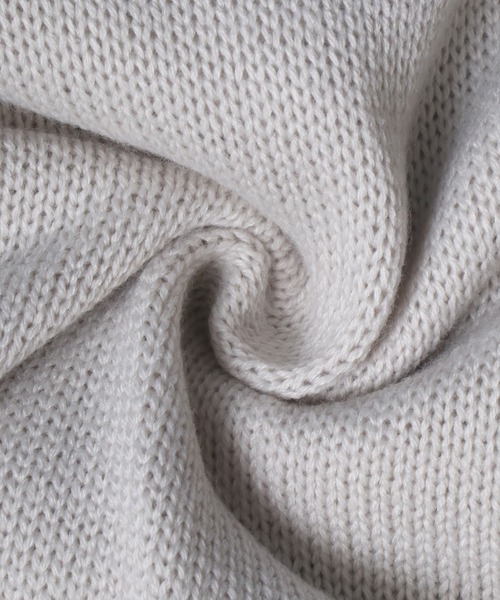 ANPAS（アンパス）の「Side Velt Wide Silhouette V-neck Knit Pullover/サイドベルト ワイドシルエット Vネック ニットプルオーバー セーター（ニット/セーター・メンズ・ブラック/オフホワイト/グリーン/グレイッシュブルー・M/L）」の5枚目の写真