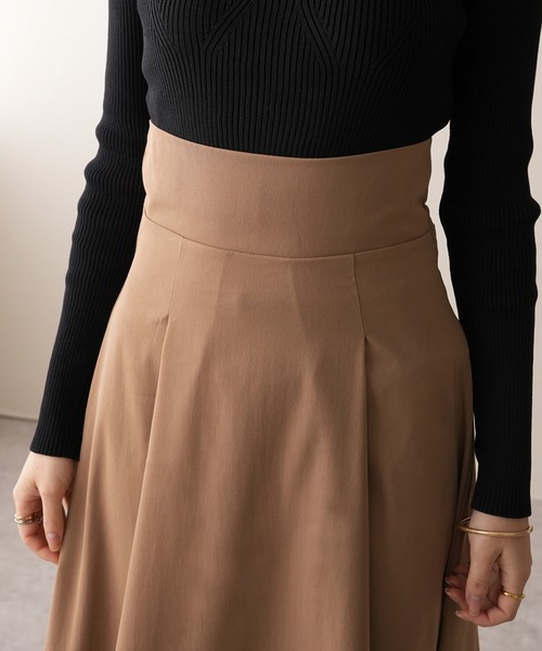 IAMUSE（アイアミューズ）の「【バックリボンが秋コーデのワンポイント♪】ウエストバックリボンハイウエストＡラインロングスカート S0272【IAMUSE】（スカート・レディース・ブラック/モカ・S/M/L）」の4枚目の写真