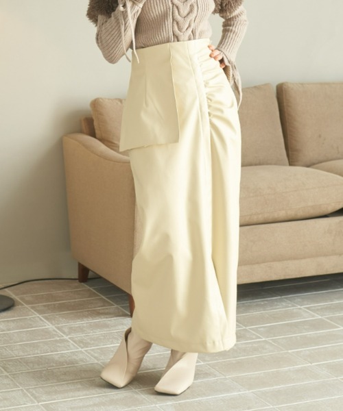 pomiii（ポミー）の「ペプラムレザースカート（スカート・レディース・アイボリー/ベージュ・MEDIUM/LARGE）」の11枚目の写真