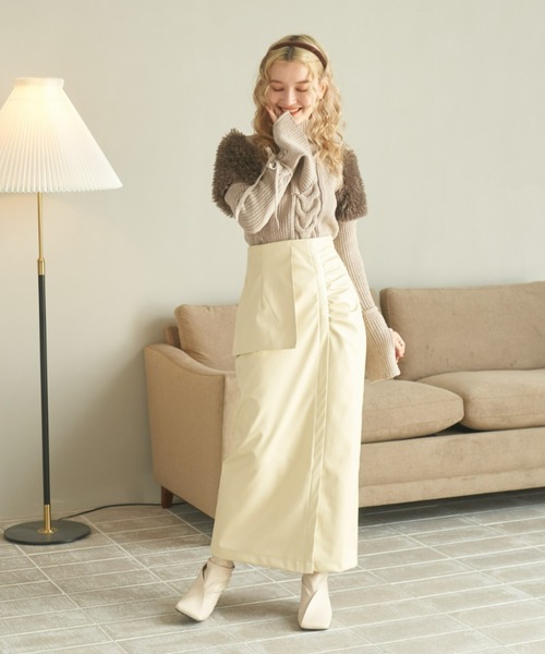 pomiii（ポミー）の「ペプラムレザースカート（スカート・レディース・アイボリー/ベージュ・MEDIUM/LARGE）」の19枚目の写真