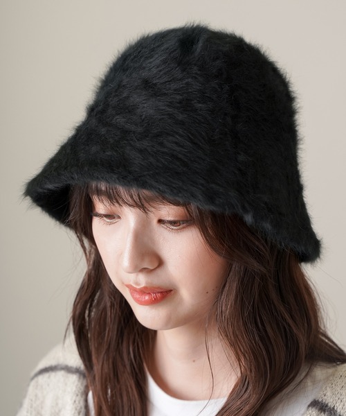 SPINNS(スピンズ)の「アンゴラバケットハット(ハット・レディース・ベージュ/ホワイト/ブラック・ONESIZE)」の3枚目の写真