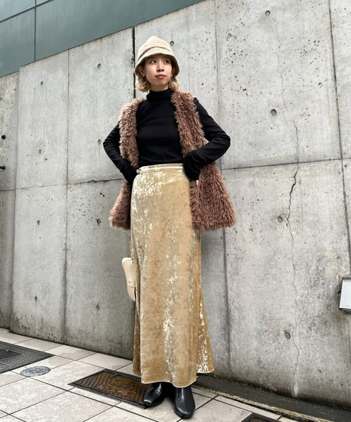 CIAOPANIC（チャオパニック）の「ベロアスリットマーメイドスカート（スカート・レディース・ブラック/ベージュ/ブルー・ONE SIZE）」の14枚目の写真