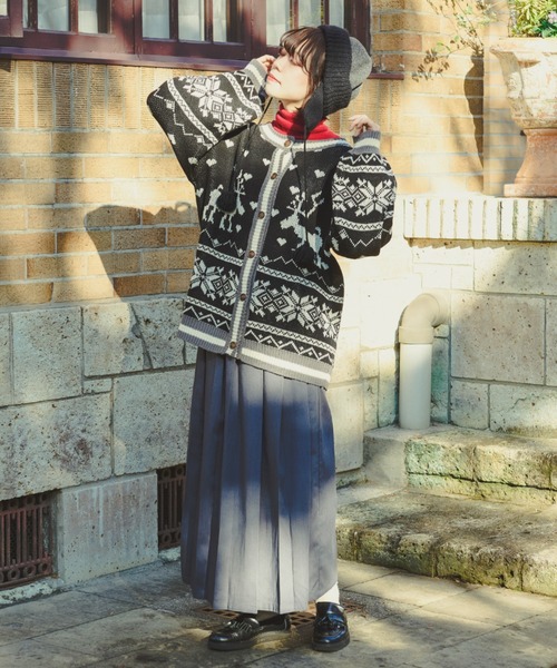 kutir（クティール）の「【クティールとレトロ】ハートノルディックカーディガン（カーディガン/ボレロ・レディース・ブラック/ブルー/ブラウン・FREE）」の10枚目の写真