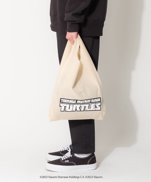 BEDWIN & THE HEARTBREAKERS（ベドウィン アンド ザ ハートブレイカーズ）の「COTTON SHOPPING BAG "TURTLES"（トートバッグ・メンズ・ブラック/ホワイト系その他・FREE）」の8枚目の写真