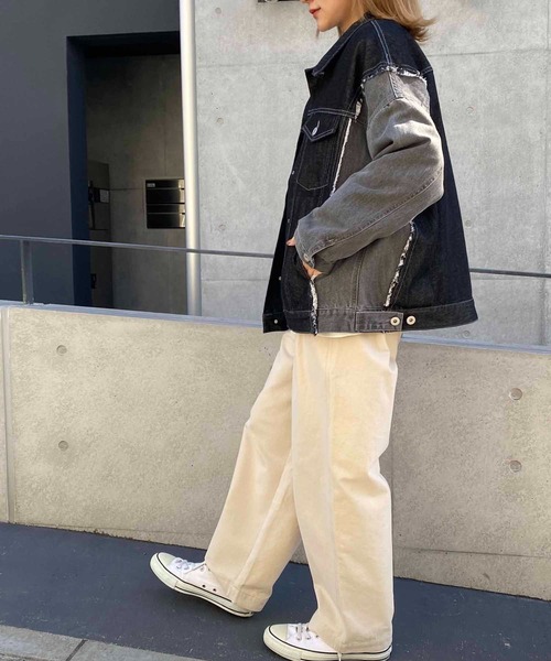 NANEA(ナネア)の「デニム切替えワイドGジャン(デニムジャケット・レディース・インディゴブルー/ブラック・ONE SIZE)」の14枚目の写真