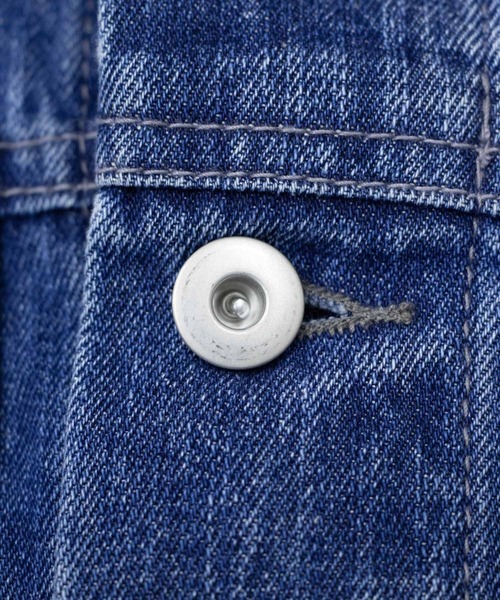 NANEA(ナネア)の「デニム切替えワイドGジャン(デニムジャケット・レディース・インディゴブルー/ブラック・ONE SIZE)」の6枚目の写真