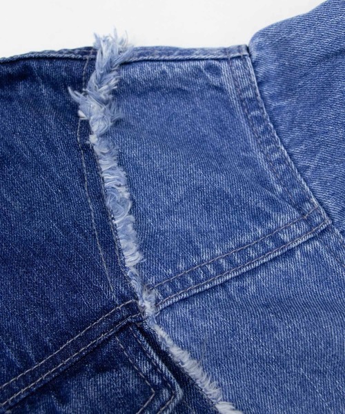 NANEA(ナネア)の「デニム切替えワイドGジャン(デニムジャケット・レディース・インディゴブルー/ブラック・ONE SIZE)」の13枚目の写真
