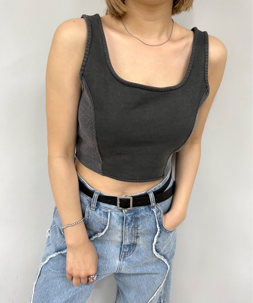 WHO'S WHO gallery（フーズフーギャラリー）の「コルセット2WAYビスチェトップス（タンクトップ・レディース・ブラック/オフホワイト/チャコールグレー・FREE）」の5枚目の写真