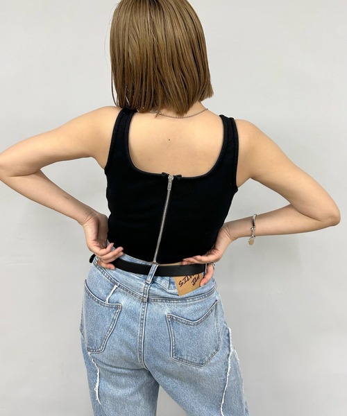 WHO'S WHO gallery（フーズフーギャラリー）の「コルセット2WAYビスチェトップス（タンクトップ・レディース・ブラック/オフホワイト/チャコールグレー・FREE）」の4枚目の写真