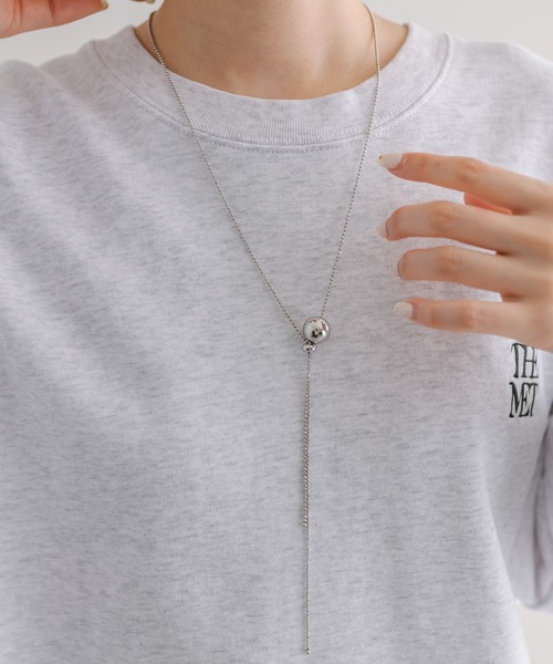 mystic（ミスティック）の「Lara ボールスライドネックレス（ネックレス・レディース・シルバー・ONE SIZE）」の2枚目の写真