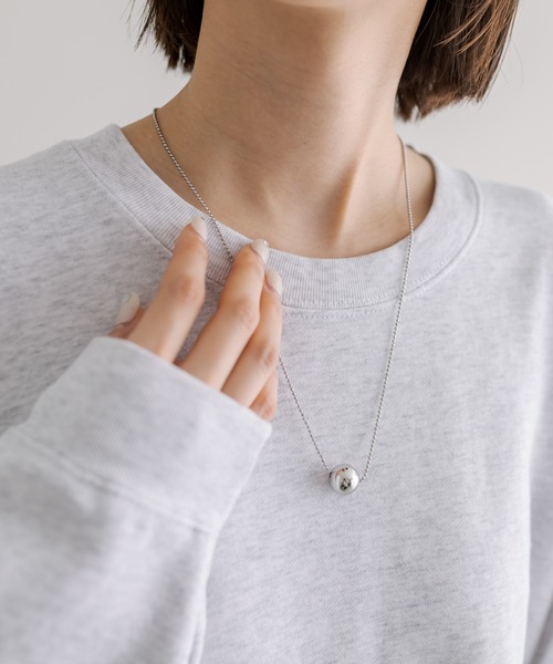 mystic（ミスティック）の「Lara ボールスライドネックレス（ネックレス・レディース・シルバー・ONE SIZE）」の3枚目の写真
