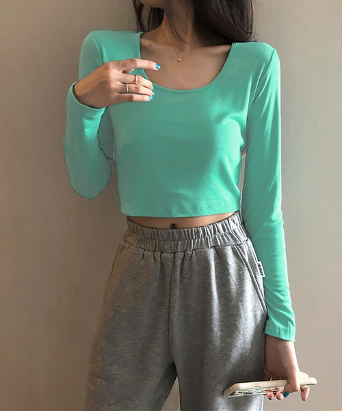 NinaetLina（ニナエリナ）の「クロップド丈長袖カットソー（Tシャツ/カットソー・レディース・エメラルド/ブラック/ブルー/グレー/ホワイト・M/L/XL）」の4枚目の写真