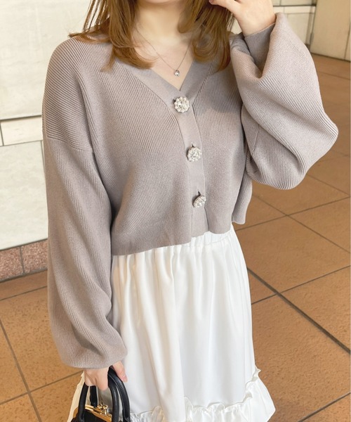 apres jour(アプレジュール)の「キラキラボタンカーディガン【ZOZOTOWN限定アイテム】(カーディガン/ボレロ・レディース・ライトブルー/グレイッシュベージュ/ライトピンク/オフホワイト・フリー/X-LARGE)」の18枚目の写真