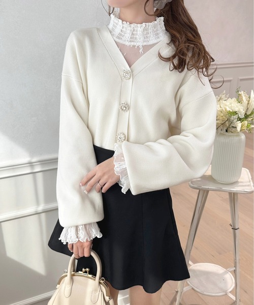 apres jour(アプレジュール)の「キラキラボタンカーディガン【ZOZOTOWN限定アイテム】(カーディガン/ボレロ・レディース・ライトブルー/グレイッシュベージュ/ライトピンク/オフホワイト・フリー/X-LARGE)」の7枚目の写真