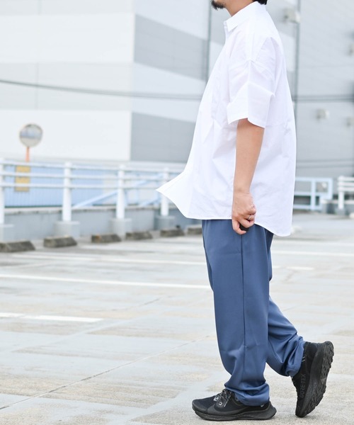 Ritzy（リッツィー）の「綿ブロード レギュラーカラー半袖シャツ レディース メンズ（シャツ/ブラウス・メンズ・ラベンダー/グレイッシュベージュ/サックスブルー系/サックスブルー/ブラック/グリーン/ブラック系その他/ホワイト/ホワイト系その他/グリーン系その他/イエロー・X-LARGE/LARGE/MEDIUM）」の13枚目の写真