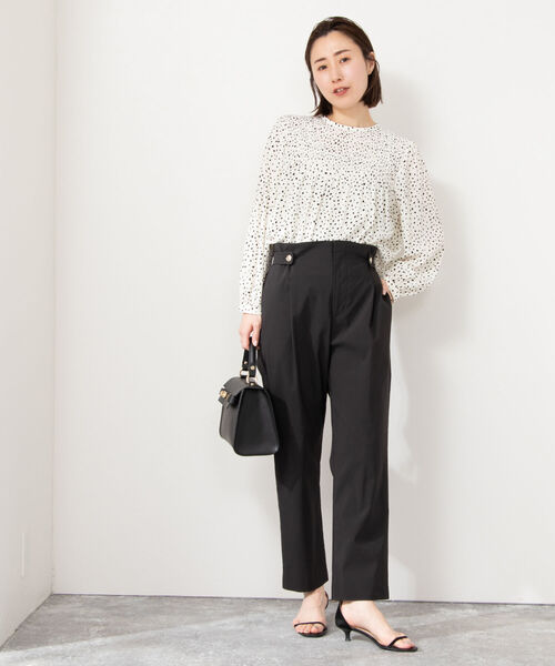 NOLLEY’S(ノーリーズ)の「シャーリングブラウス(シャツ/ブラウス・レディース・ホワイト/ブラック系その他3/ホワイト系その他5/ブラック系その他4/サーモンピンク/ホワイト系その他4・38)」の21枚目の写真