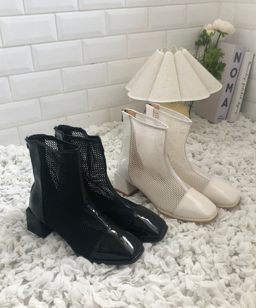 Loueme(ルエム)の「スクエアヒールメッシュブーティ(ブーツ・レディース・アイボリー/ブラック・24.5cm/23.5cm)」の3枚目の写真