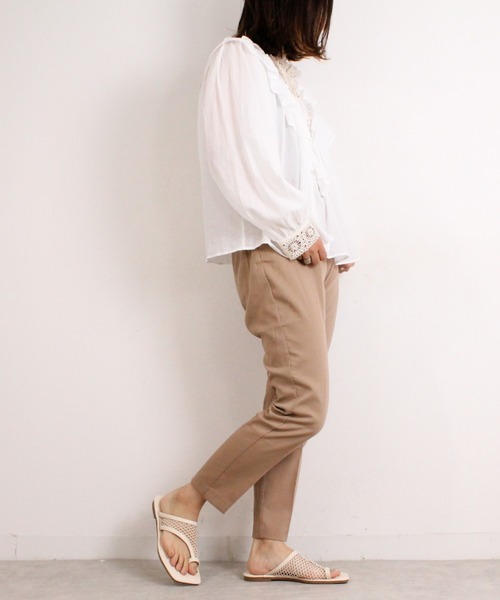 Fabby fabby(ファビィーファビィー)の「メッシュトングフラットサンダル(サンダル・レディース・ブラック/オフホワイト・LARGE/MEDIUM/SMALL)」の17枚目の写真