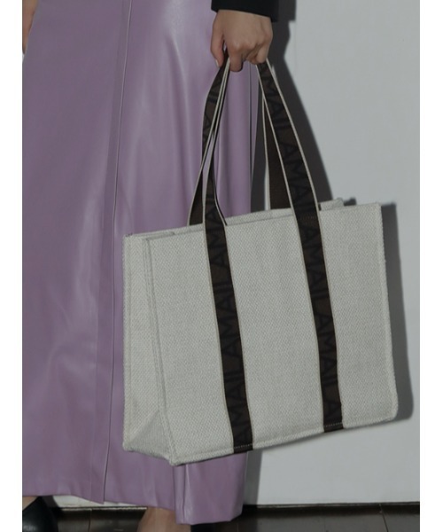 AMAIL(アマイル)の「AM logo box bag(トートバッグ・レディース・ホワイト/ベージュ・FREE)」の4枚目の写真
