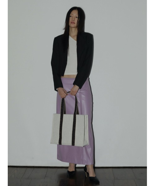 AMAIL(アマイル)の「AM logo box bag(トートバッグ・レディース・ホワイト/ベージュ・FREE)」の5枚目の写真