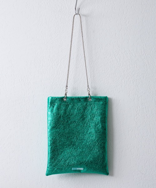 COLONY 2139(コロニートゥーワンスリーナイン)の「メタリックフェイクレザートートバッグ(トートバッグ・レディース・グリーン/ブラック/シルバー・FREE)」の21枚目の写真