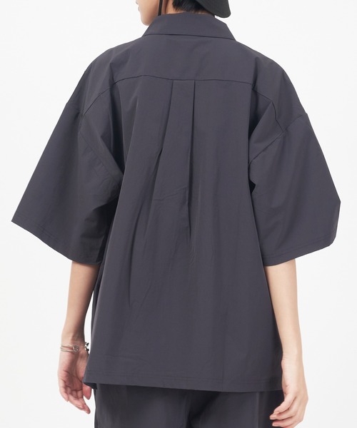 THOUSAND MILE(サウザンドマイル)の「BAGGY SHIRTS SET UP(シャツ/ブラウス・レディース・ダークグレー/オリーブ/ブラック・L/M/XL)」の7枚目の写真