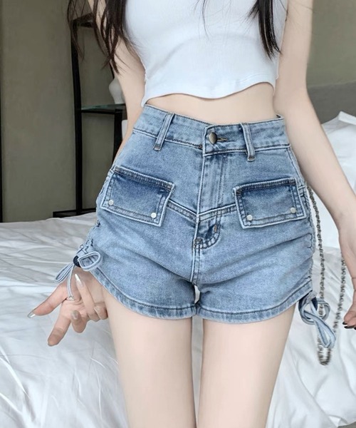 SPIGA（スピーガ）の「ｻｲﾄﾞｼｬｰﾘﾝｸﾞﾃﾞﾆﾑｼｮｰﾄﾊﾟﾝﾂ（デニムパンツ・レディース・ブルー/ブラック・SMALL/MEDIUM）」の2枚目の写真