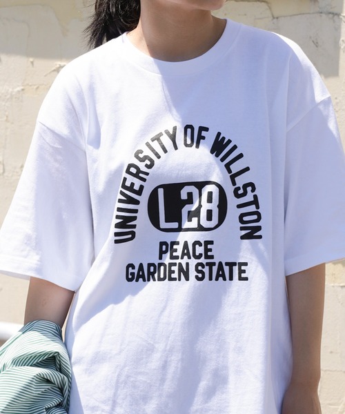make a ray!（メイク ア レイ！）の「【別注】カレッジ & サークルロゴ デザインプリント ビッグシルエット半袖Ｔシャツ /オーバーサイズ/ユニセックス（Tシャツ/カットソー・メンズ・ホワイト/ホワイト系その他/ブラック系その他/オフホワイト/オリーブ/ブラック・M/L）」の7枚目の写真