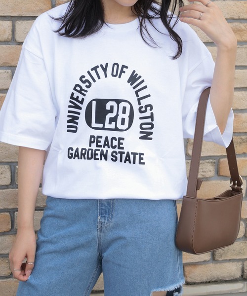 make a ray!（メイク ア レイ！）の「【別注】カレッジ & サークルロゴ デザインプリント ビッグシルエット半袖Ｔシャツ /オーバーサイズ/ユニセックス（Tシャツ/カットソー・メンズ・ホワイト/ホワイト系その他/ブラック系その他/オフホワイト/オリーブ/ブラック・M/L）」の14枚目の写真