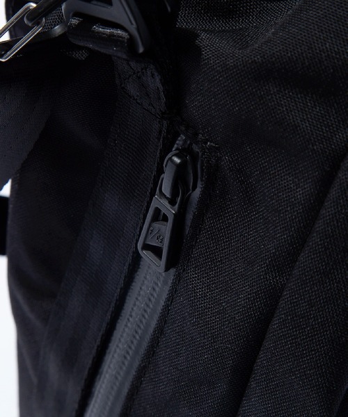 F/CE. （エフシーイー）の「F/CE./エフシーイー CORDURA FIRE RESISTANT DRAWSTRING BAG 巾着バック ナイロンバッグ（ショルダーバッグ・メンズ・ベージュ/グリーン/ブラック・FREE）」の5枚目の写真